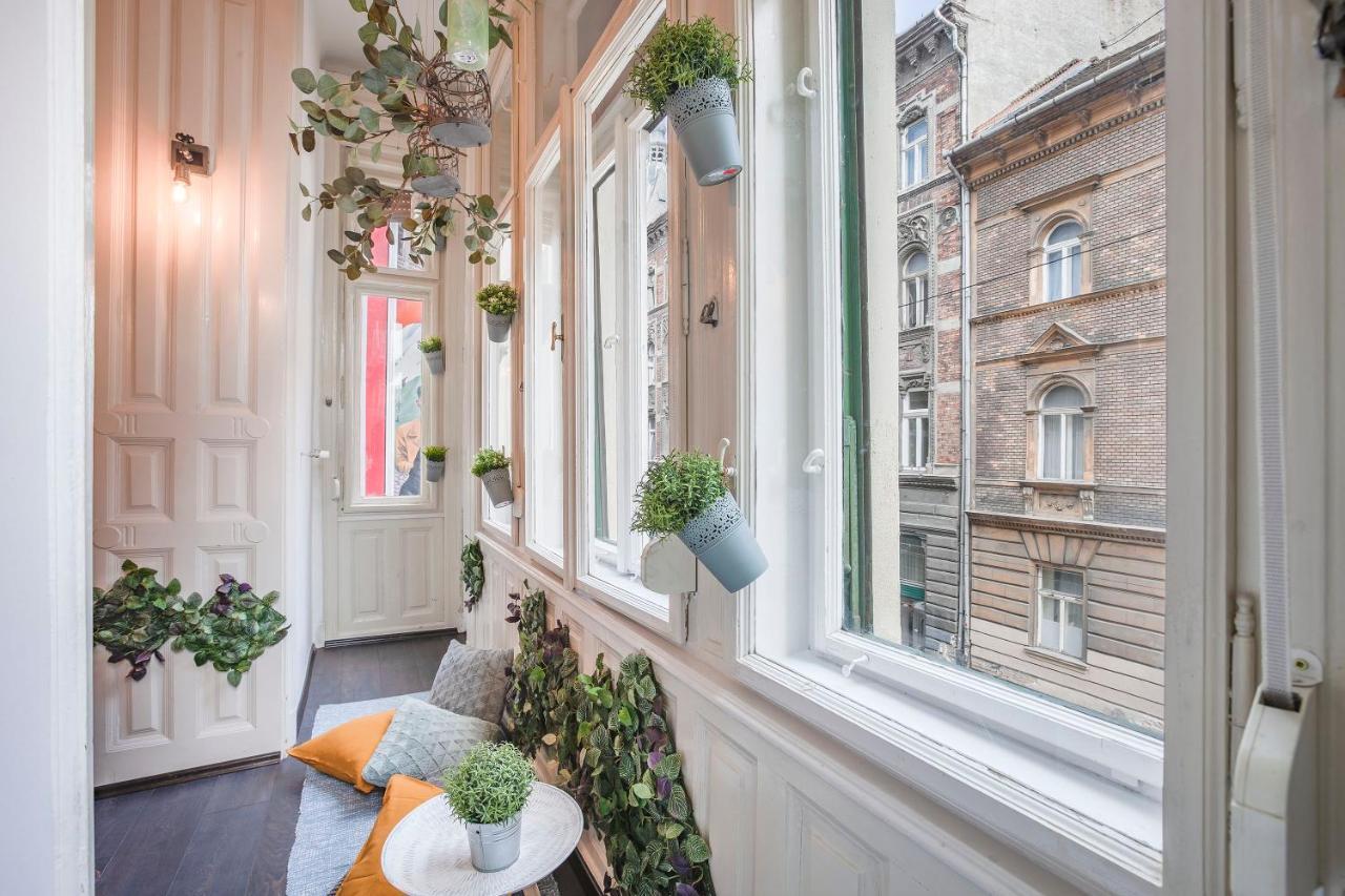 D'Crown Residences Budapeste Exterior foto
