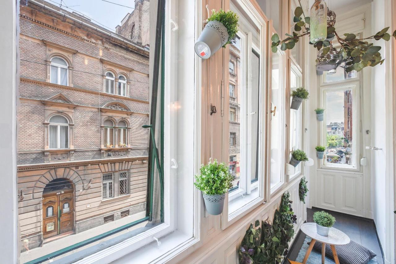D'Crown Residences Budapeste Exterior foto